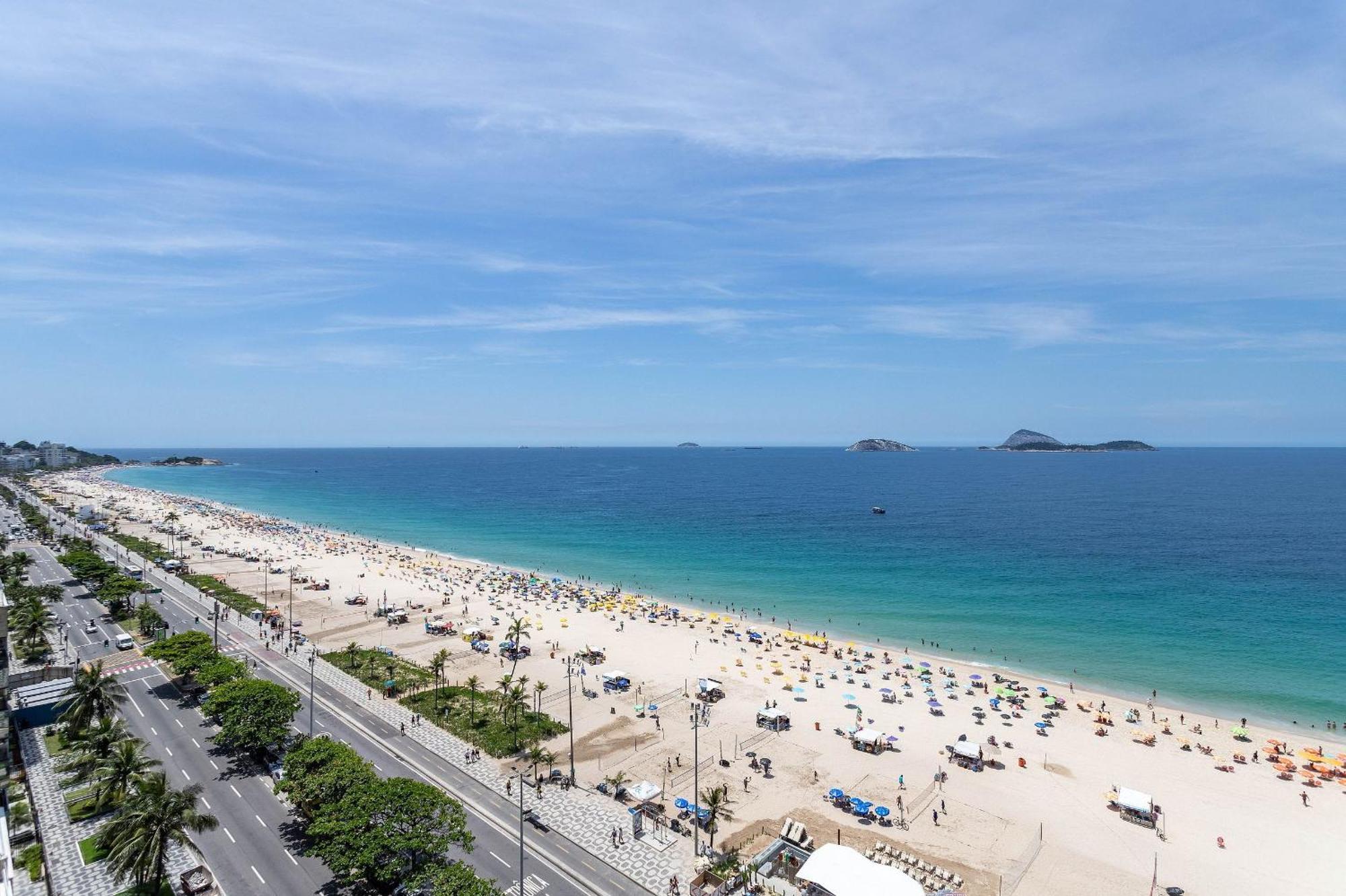 Vista Lateral, Edificio Frente A Praia Rio de Janeiro Exterior foto
